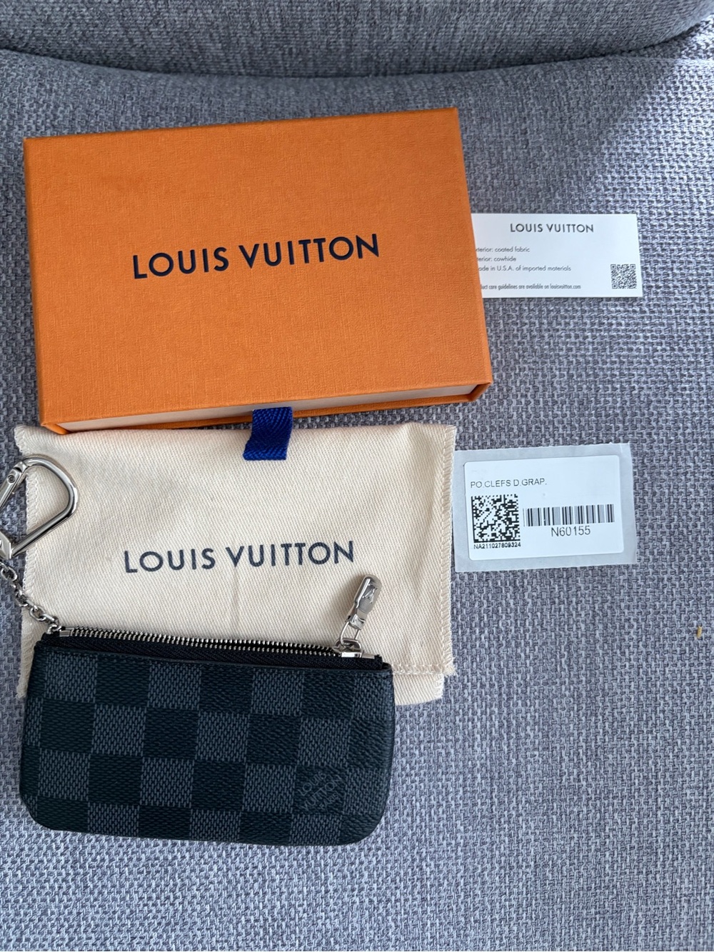 Louis Vuitton Damier Graphite Key Pouch - Black & Grey tag included